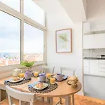 Sunny By Local Apartmán *
